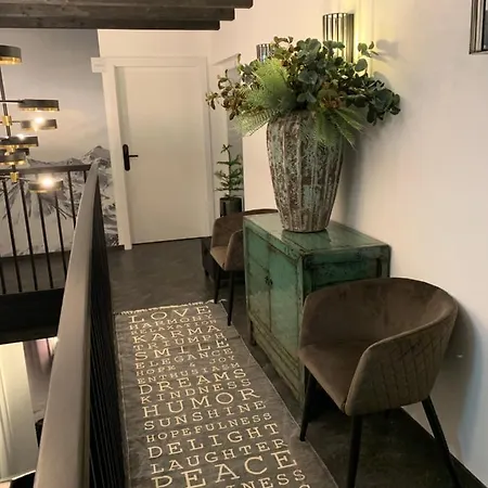 Apartment Mirandum